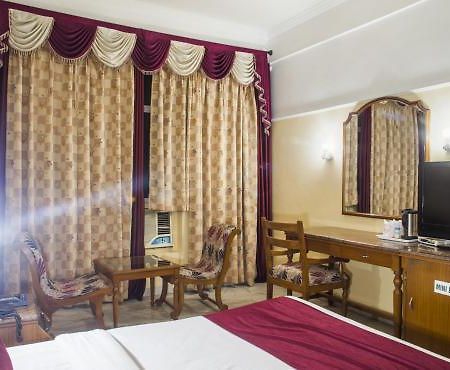 Sarao Hotel Mohali エクステリア 写真