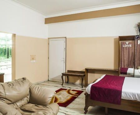 Sarao Hotel Mohali エクステリア 写真